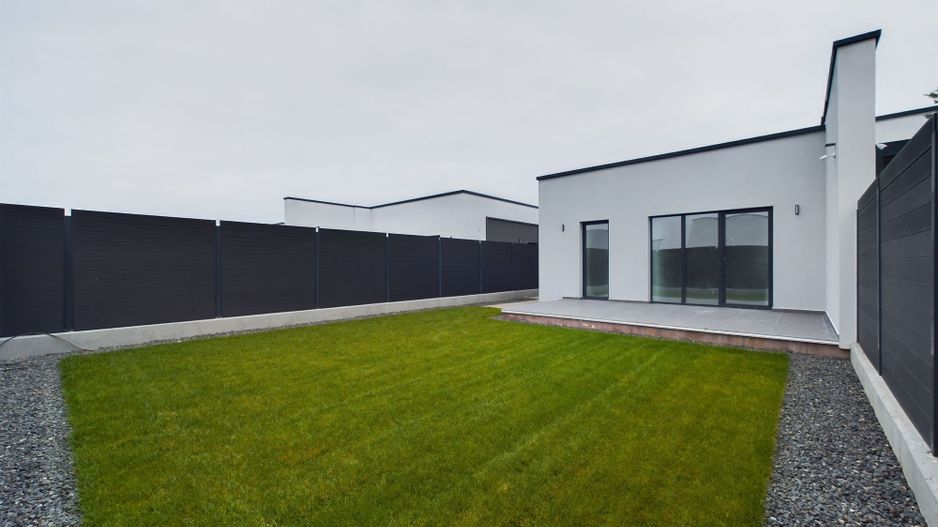 Duplex modern, pe parter, amplasat într-o zonă liniștită din Moșnița Nouă - Poză 15