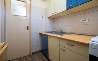 COMISION 0% - Garsoniera cu vedere spre Parcul Cismigiu - bloc Diham ( 1964) - Poză 11