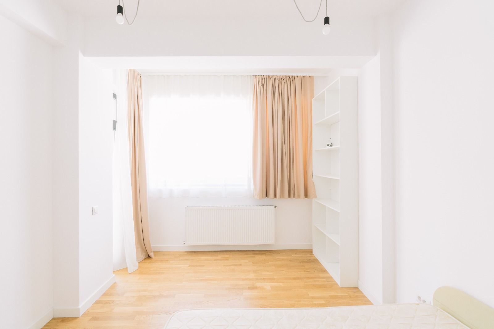 4 CAMERE || PENTRU INVESTITIE || DOMENII - Poză 12