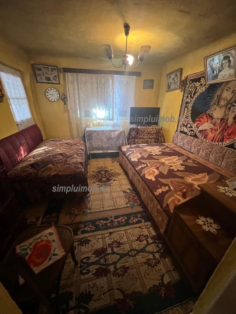 Casa batraneasca Glina 4 camere teren 300 mp  cu utilitati - Poză 4