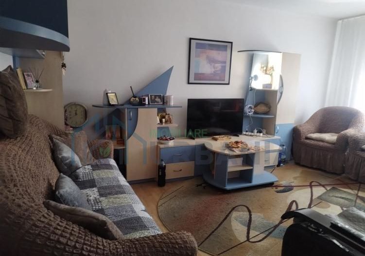 # vând apartament 3 camere - Poză 5