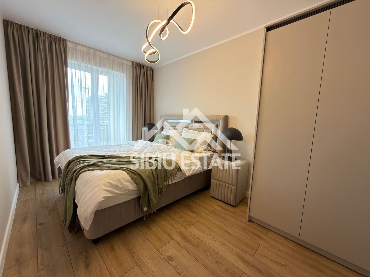 Apartament de vanzare cu 2 camere, etaj 3 bloc cu lift - Poză 4