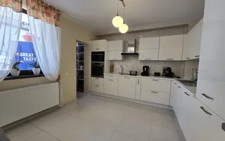 Vila 5 camere moderna 300 mp teren Zona Tineretului - Poză 14