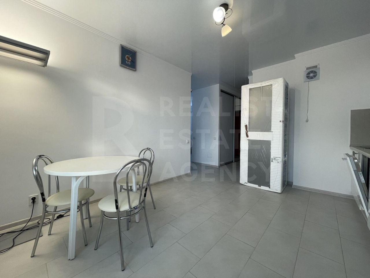 Chirie, apartament, 2 camere, strada Alexei Şciusev, Centru - Poză 3