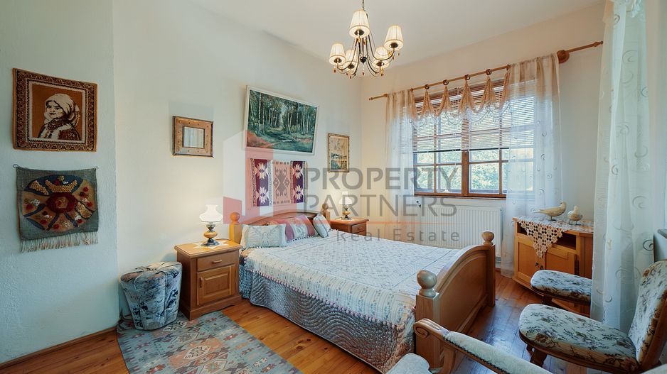 Vila superba langa Castelul Bran - Poză 11