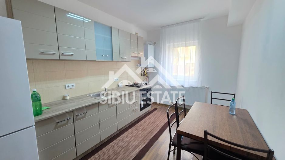 Apartament 3 camere de inchiriat, Selimbar - Poză 1