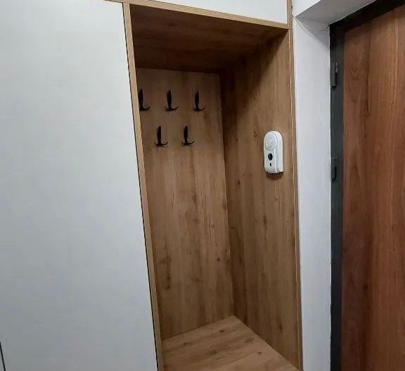 GARSONIERA DRUMUL TABEREI, BUCATARIE INCHISA, MODERN, METROU 10 MINUTE - Poză 6