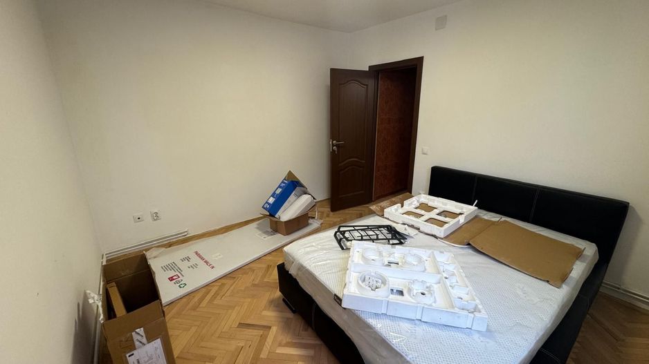 De vânzare apartament în zona Aleea Săvinești - Poză 5