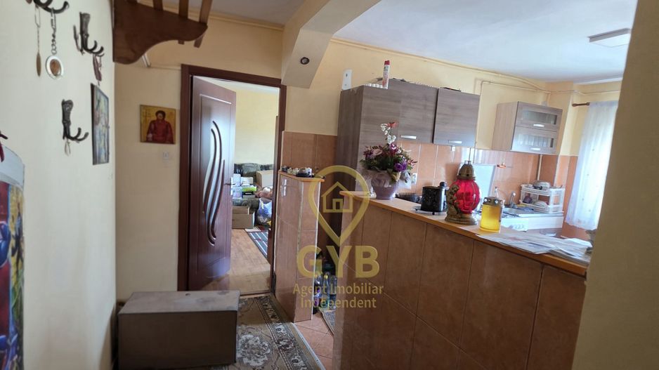 Apartament spatios cu 4 camere, 2 balcoane – Marghita, zona Penny - Poză 9