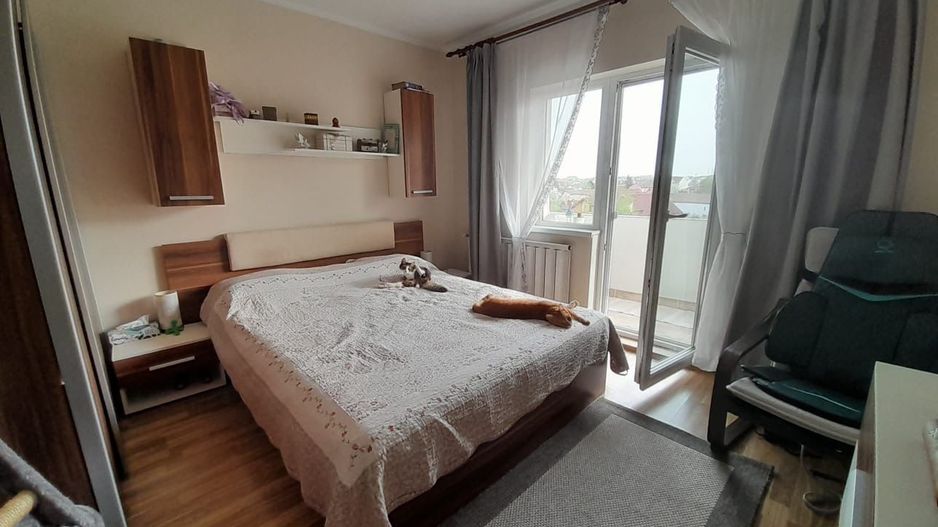 Apartament spatios cu patru camere zona -Bucovina - Poză 19