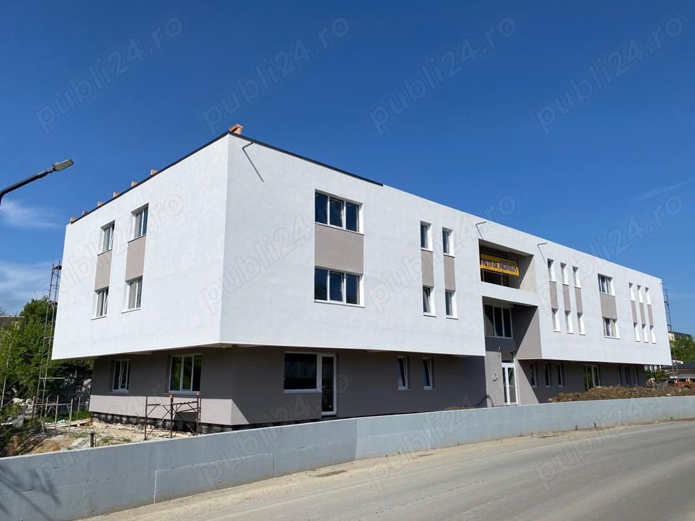 Cladire multifunctionala P+2, zona Kaufland Pacurari, 1950 mp construiti - Poză 1