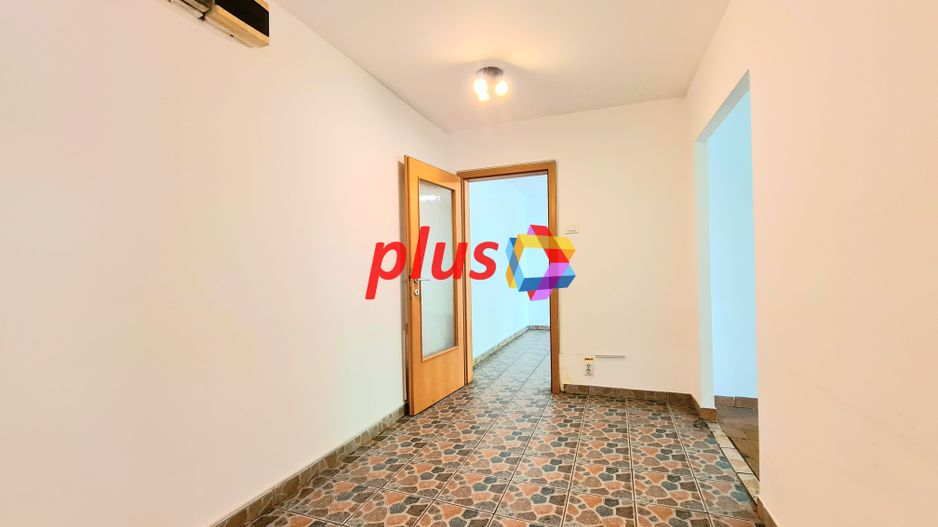 Spatiu birouri de vânzare Brasov - 55 mp  # www.Plus-Imo.ro - Poză 2