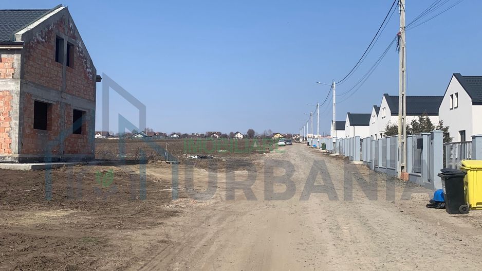 Teren intravilan aronianu - Poză 4