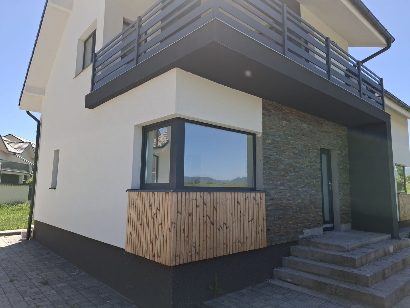Casa Individuala NOUA in Cristian, curte frumoasa - Sibiu - Poză 6