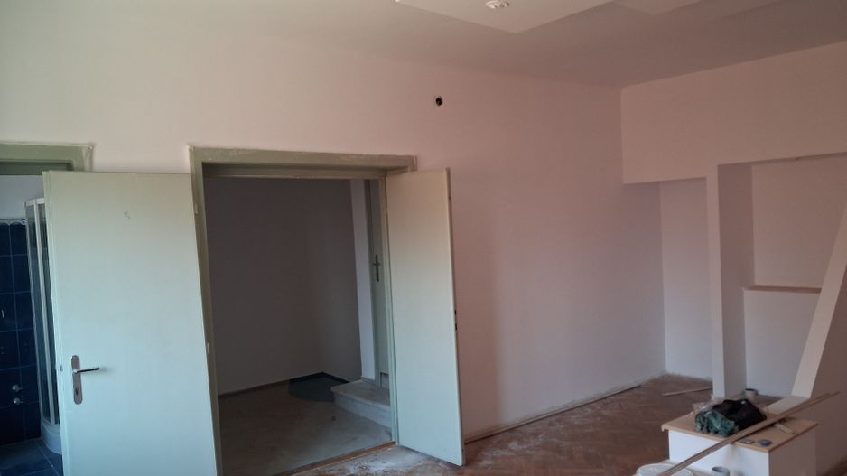 Casa RENOVATA partial 8 cam 6 ari 550mp garaj ANA IPATESCU. - Poză 10