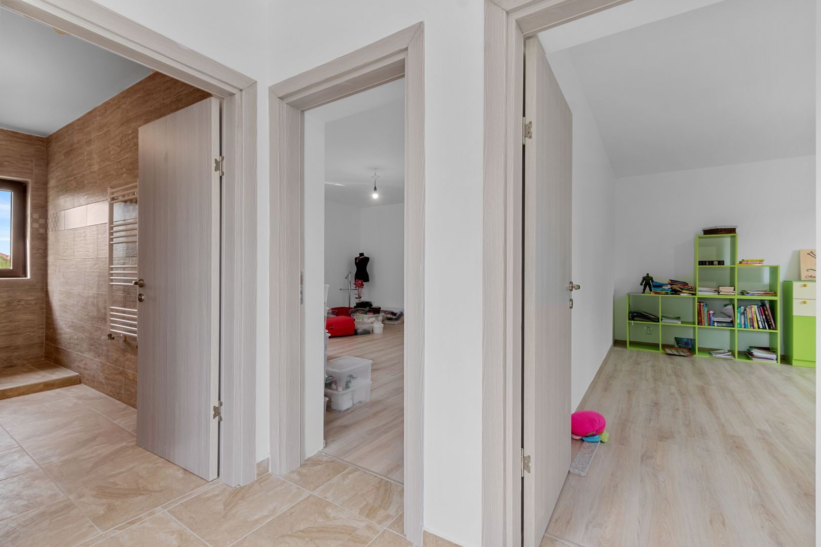 Snagov, Vilă elegantă, P+1+Pod, lot teren 500 mp, comision 0% - Poză 19