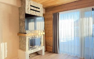 Casă de vacanță modernă într-un cadru natural deosebit – Râșnov - Poză 3