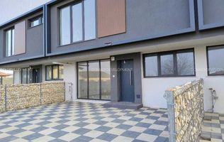 Casa tip triplex cu gradina privata si 2 locuri de parcare incluse