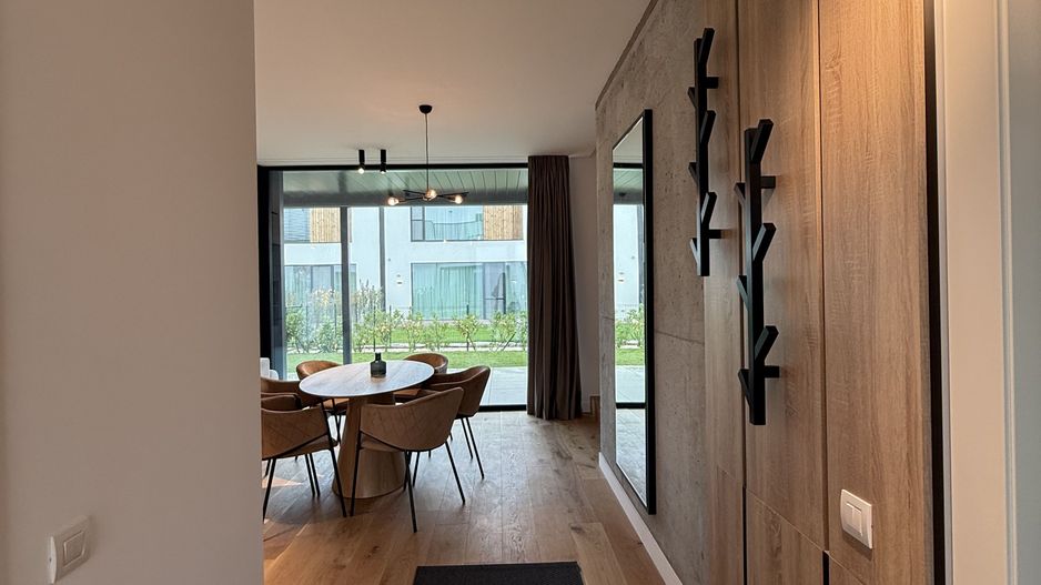 Vila tip UV03 mobilata complet in Amber Forest-prima inchiririere - Poză 10