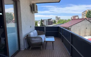 Apartament cu 3 camere de vanzare, centrala proprie - Mihai Bravu - Poză 24