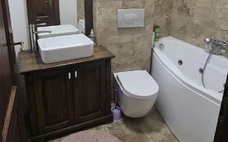 Apartament 2 camere, ultracentral, et.3, renovat, mobilat - Poză 4