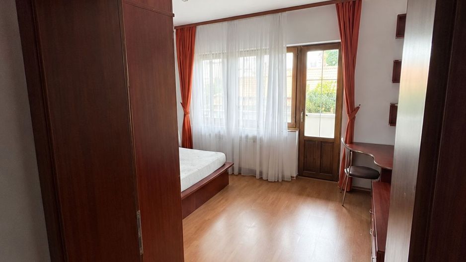 Apartament cu 3 camere, 90 mp, decomandat – lângă Medicină, Timișoara - Poză 3