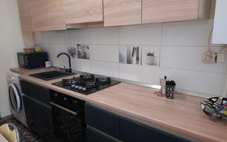 Apartament 3 camere in zona Micro 7( la intersectie cu str. Pinilor) - Poză 5