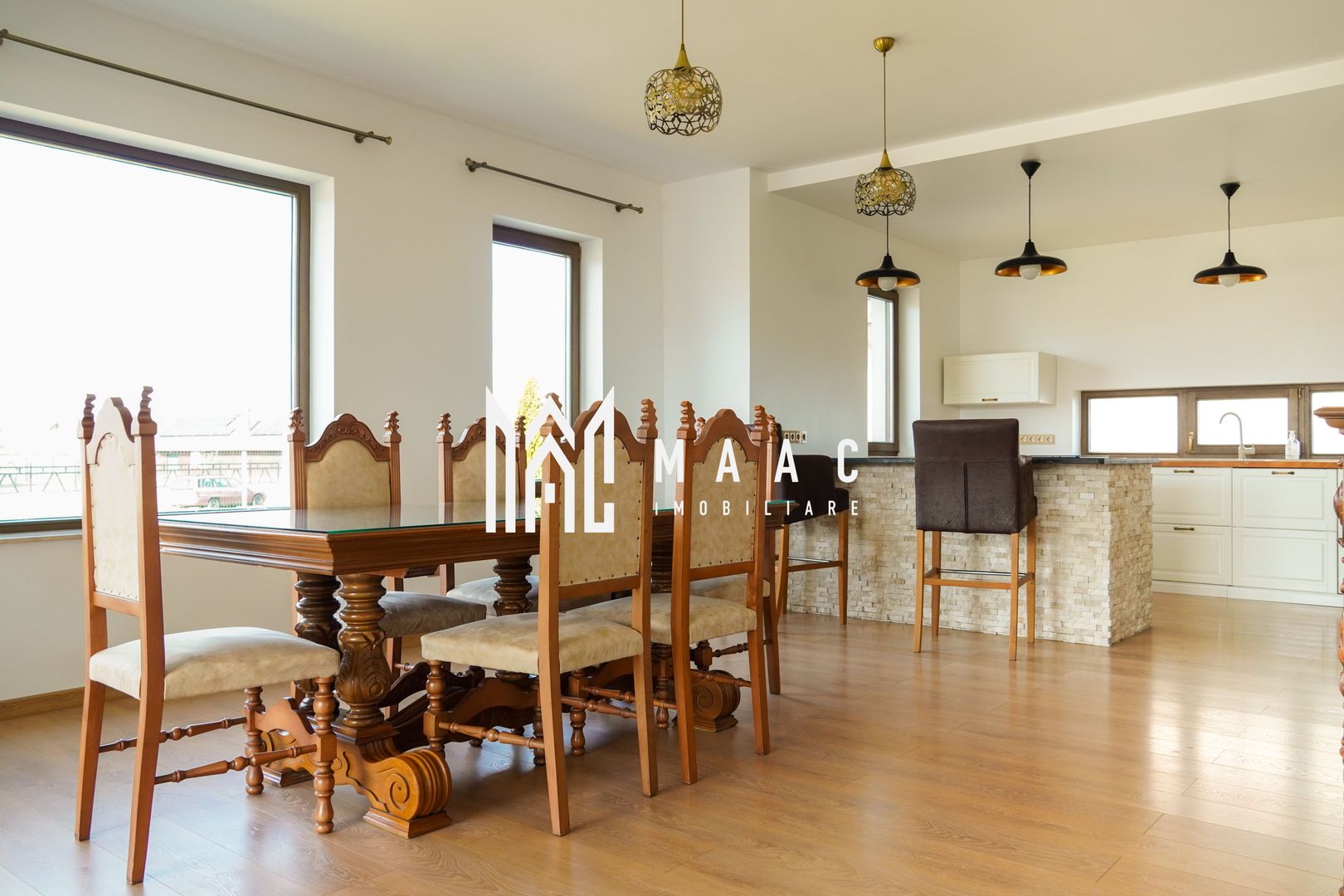 Casa Individuala de LUX | 7 camere | Selimbar - Poză 6