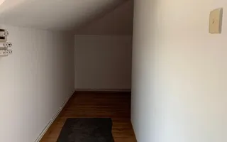 Catelu-Casa S+P+1+M - 14 Camere-1550 Teren - Poză 21