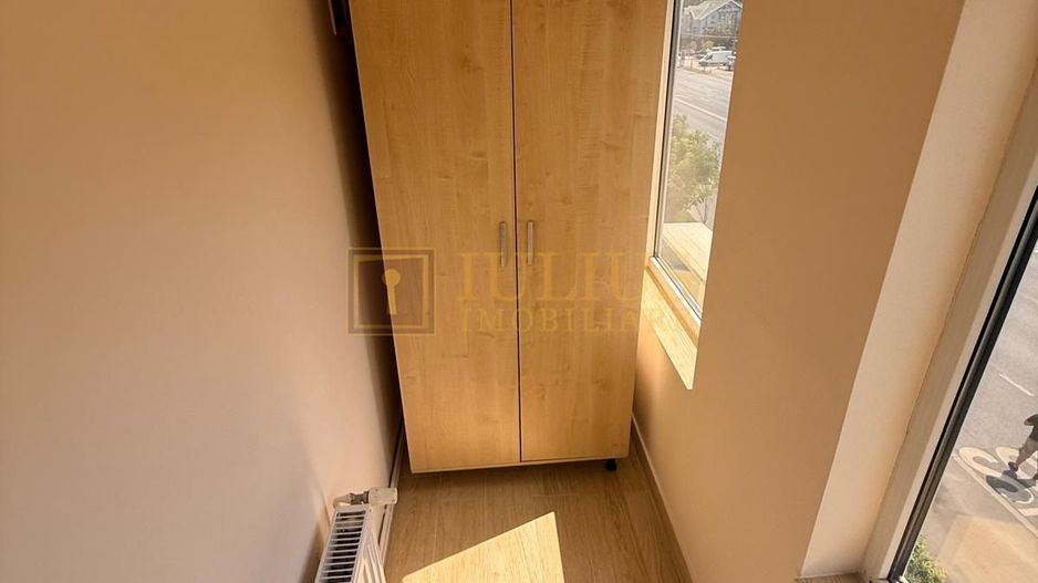 Recent renovat| 2 camere| garaj, et.2| lift| balcon 12 mp. - Poză 12