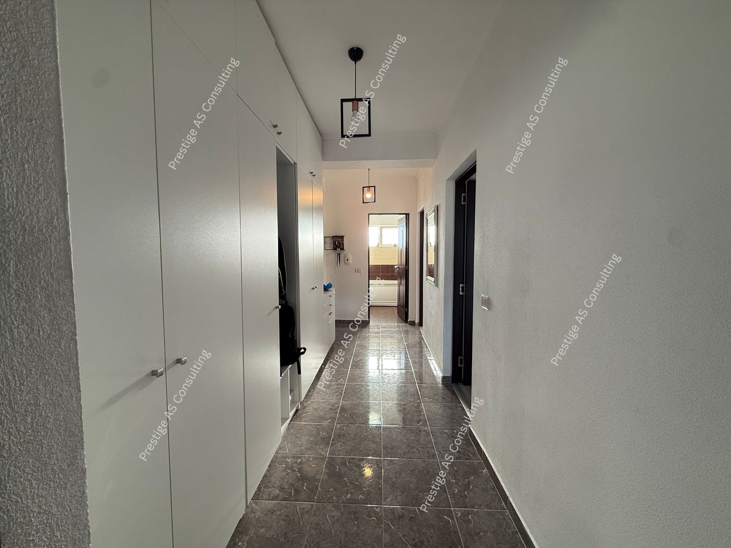 Apartament decomandat | 2 camere + Terasa de 12mp- Str. Bicaz-Giroc - Poză 4