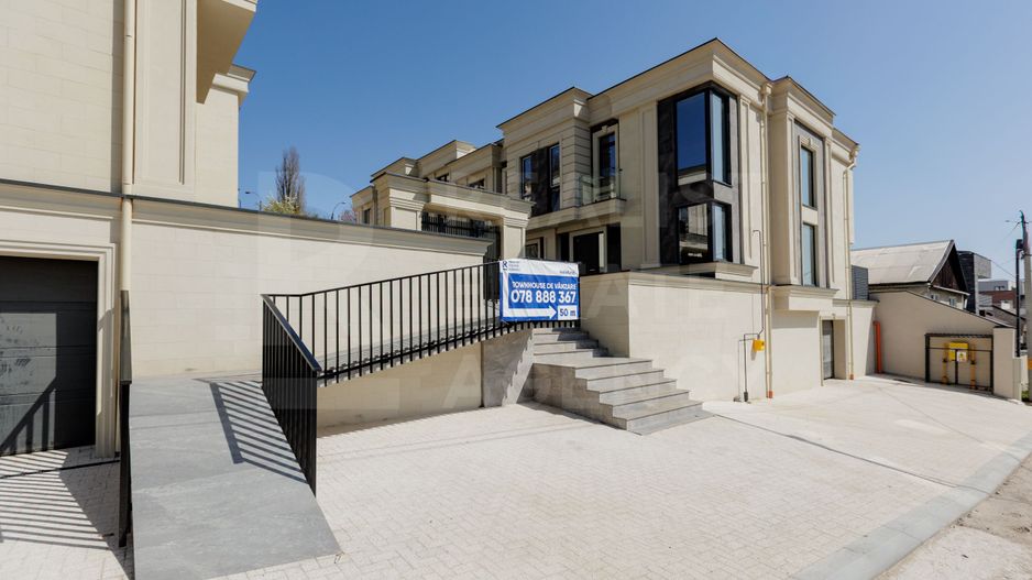 Vânzare, townhouse, 2 nivele, 3 camere, strada Maciesilor, Telecentru - Poză 2