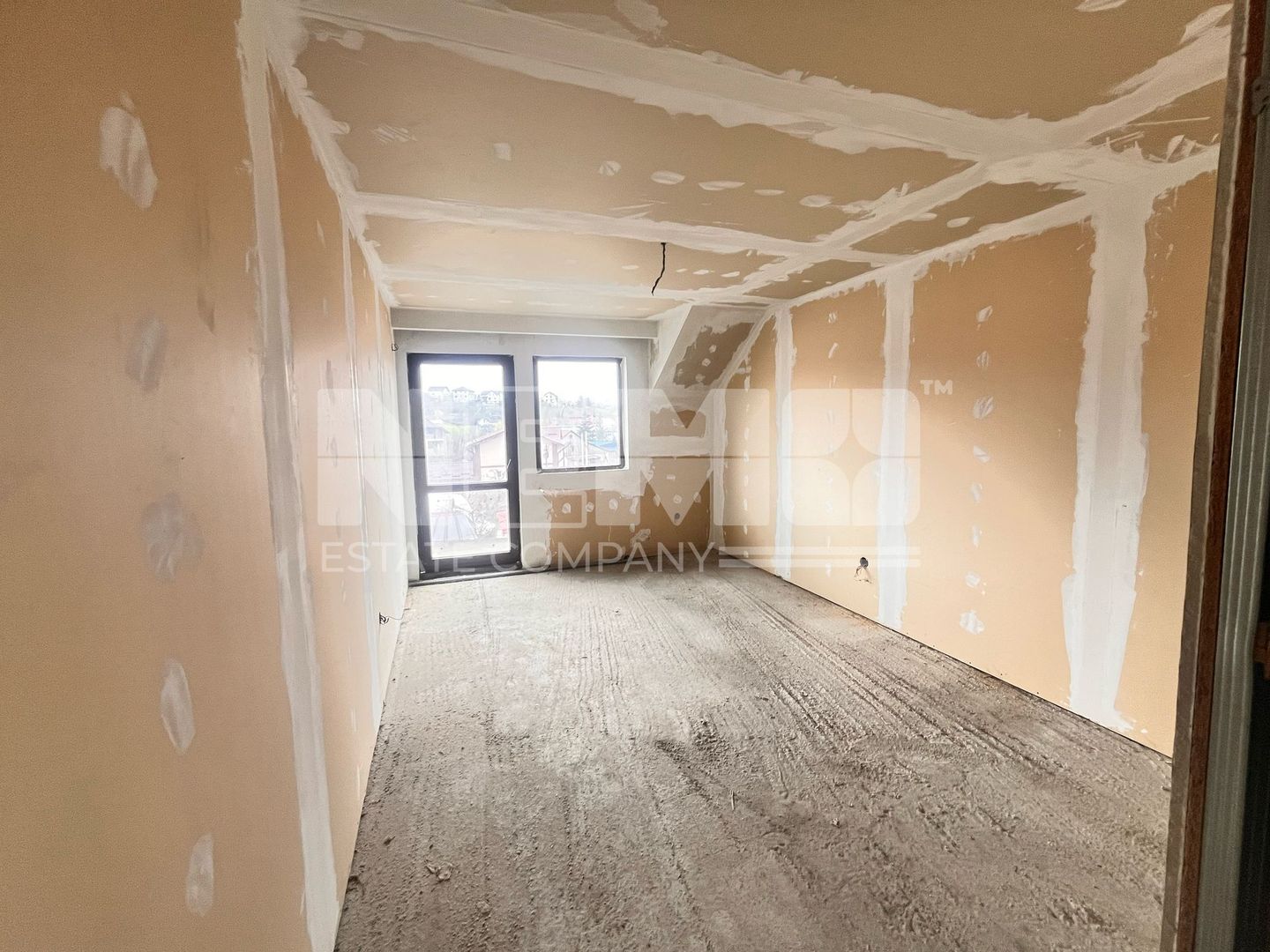 Vanzare/Inchiriere Penthouse +Pod  6 Camere 227 Mp I Suceava/Scheia - Poză 4