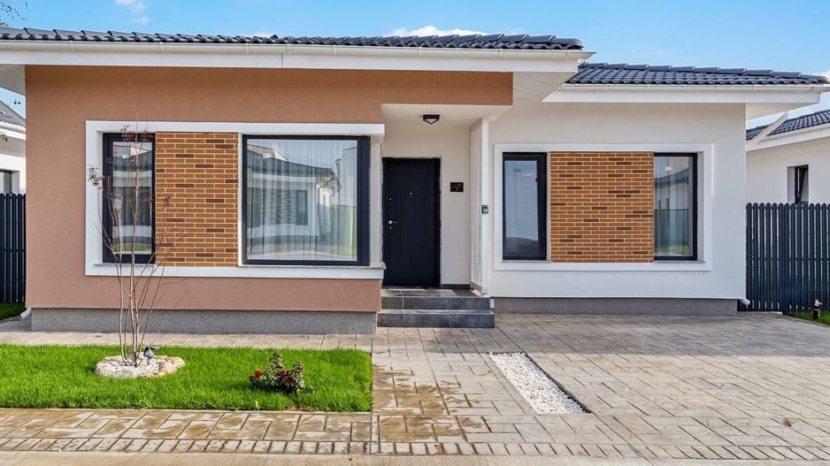 Casa deosebita cu finisaje premium si gradina privata Tunari - Poză 16