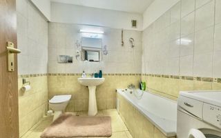 Apartament spațios cu vedere spre parc – strada Năsăud. - Poză 7