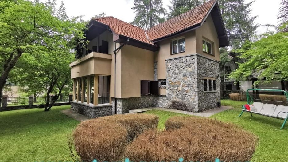 Vila deosebita Sinaia- Cumpatul - Poză 3