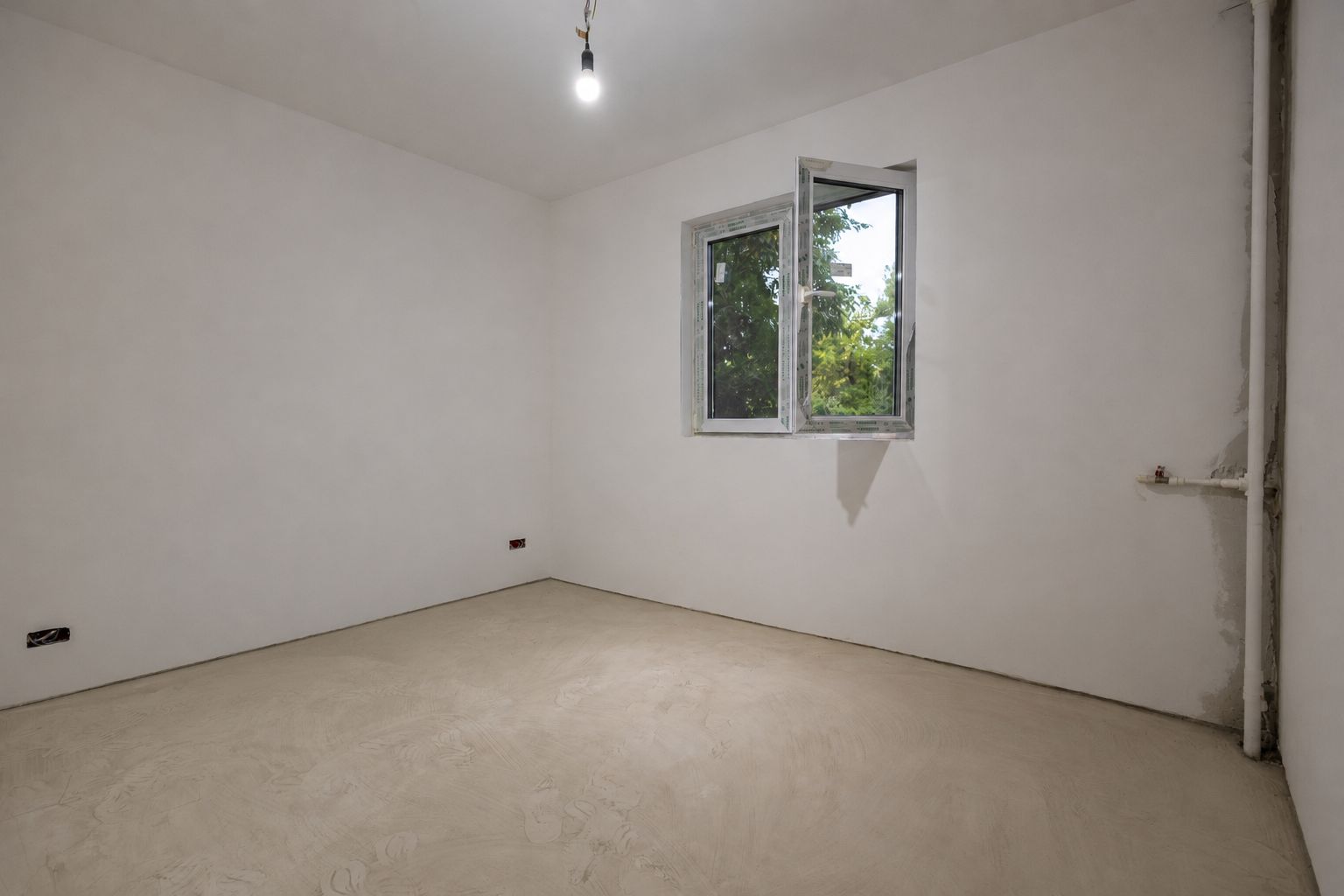 2 camere la parter, renovare avansată | Str. Argeșelu, Școala 110 - Poză 8