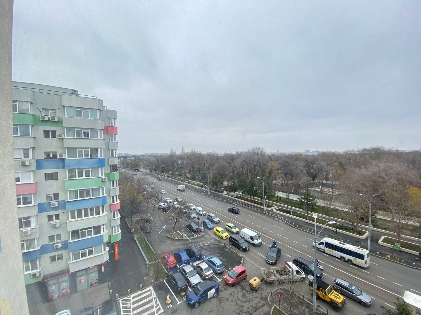 Apartament de închiriat – 2 camere | TINERETULUI V8 - Poză 17