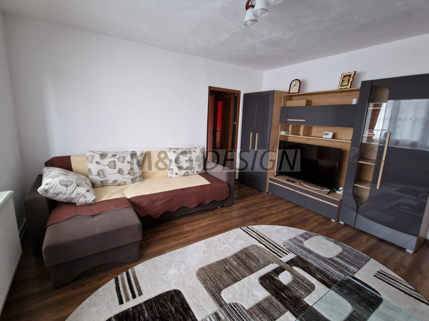 Apartament  camere Girocului etaj 2 cu centrala - Poză 2