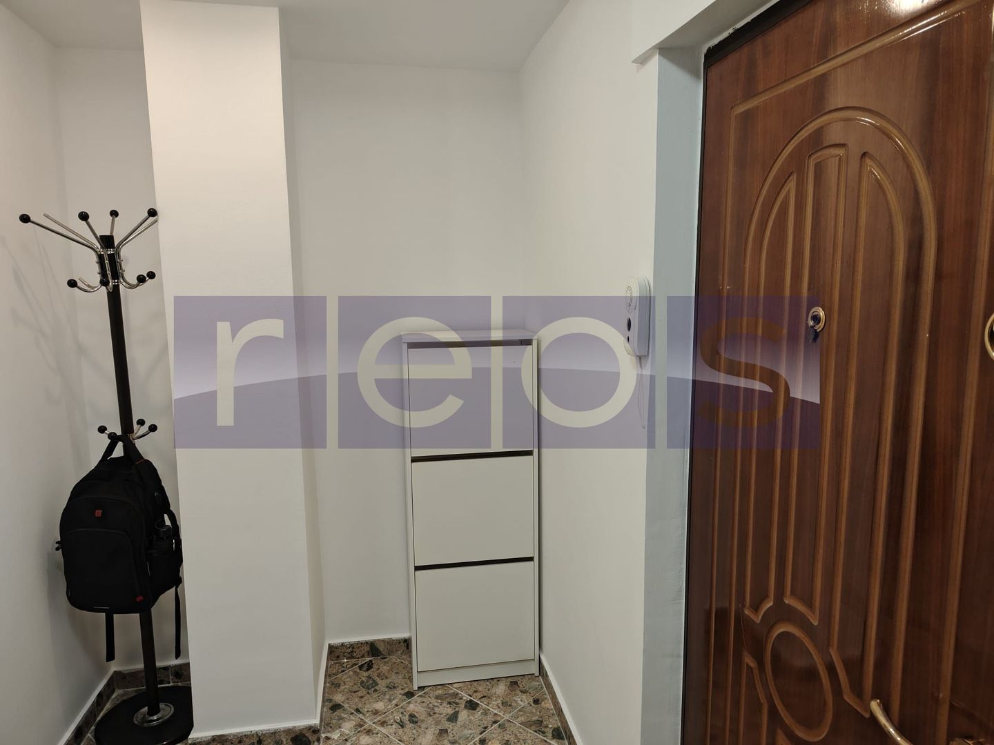 VANZARE 2 CAMERE I DECOMANDAT I METROU I PARC I PIATA DRUMUL TABEREI - Poză 2