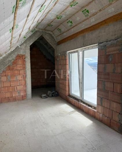 Duplex cu 4 camere, mansardă și curte proprie, zona Iris - Poză 7
