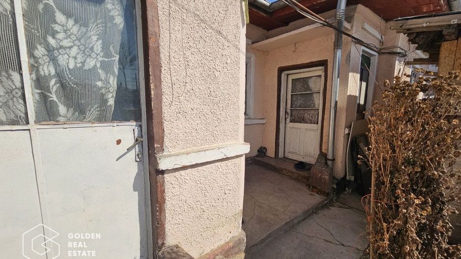 Casa cu 4 camere,  două fronturi stradale, P+ M, Chitila - Poză 11