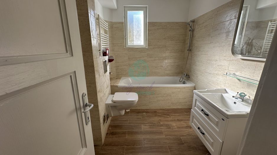 Vila boema in VATRA LUMINOASA - Poză 8