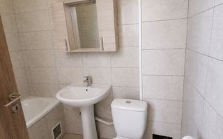 Apartament cu 2 camere, 50 mp+balcon, decomandat, zona Kaufland - Poză 3