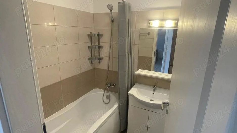 Închiriez apartament 2 camere, Liberty Center, centrală, cat-friendly - Poză 6