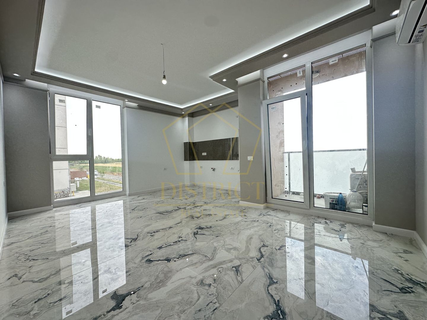 Apartament deosebit cu 3 camere | Campeador City - Poză 4