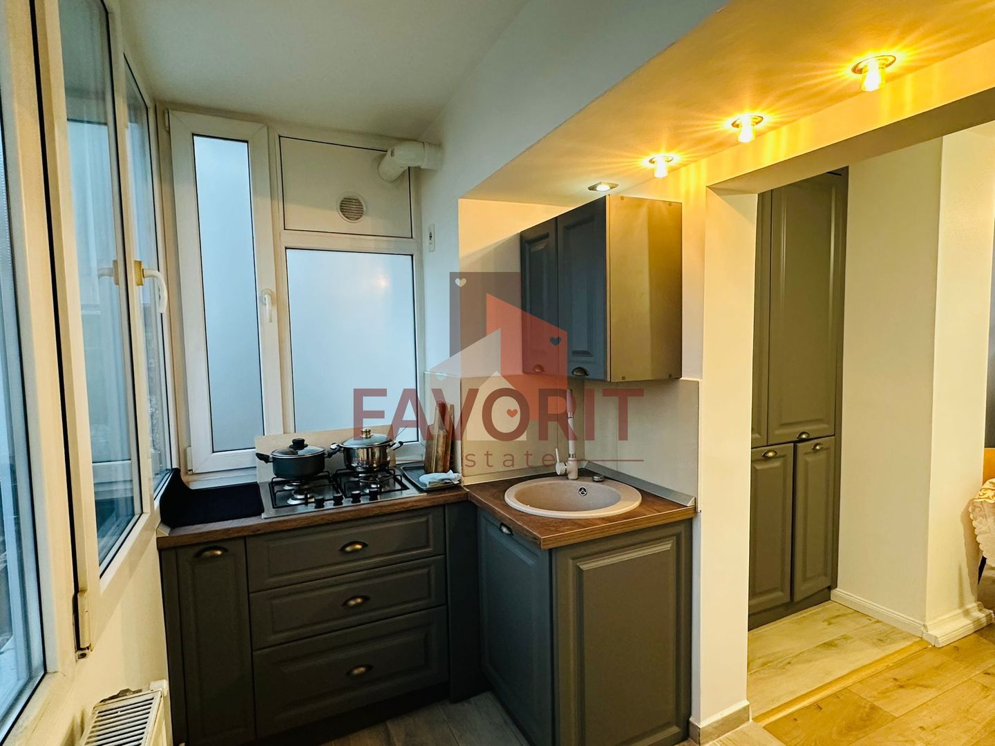 3 camere | finisaje premium | centrala proprie | mobilat si utilat | - Poză 8