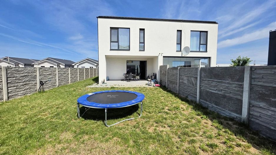 DUPLEX P+1E DE VÂNZARE ÎN MOṢNITA NOUĂ - Poză 2