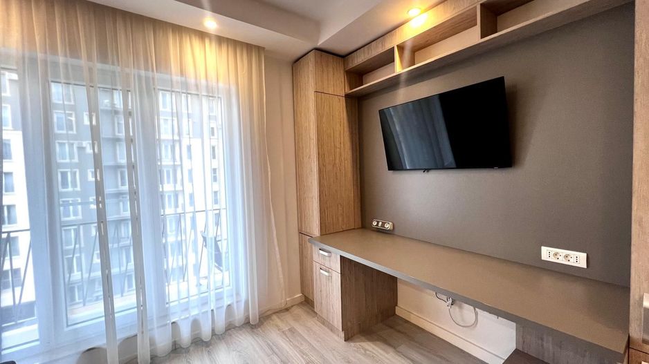 Apartament tip studio de inchiriat in Cosmopolis - Poză 4