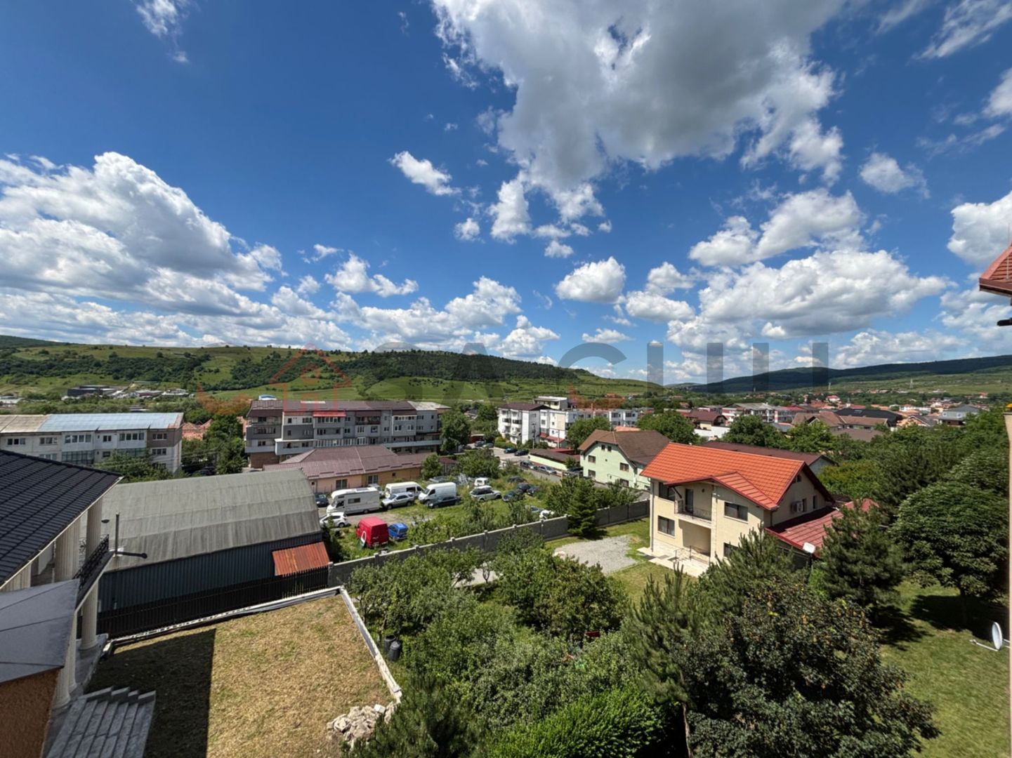 Apartament Spatios pe 2 etaje - Garaj - Complex securizat - Baciu - Poză 9